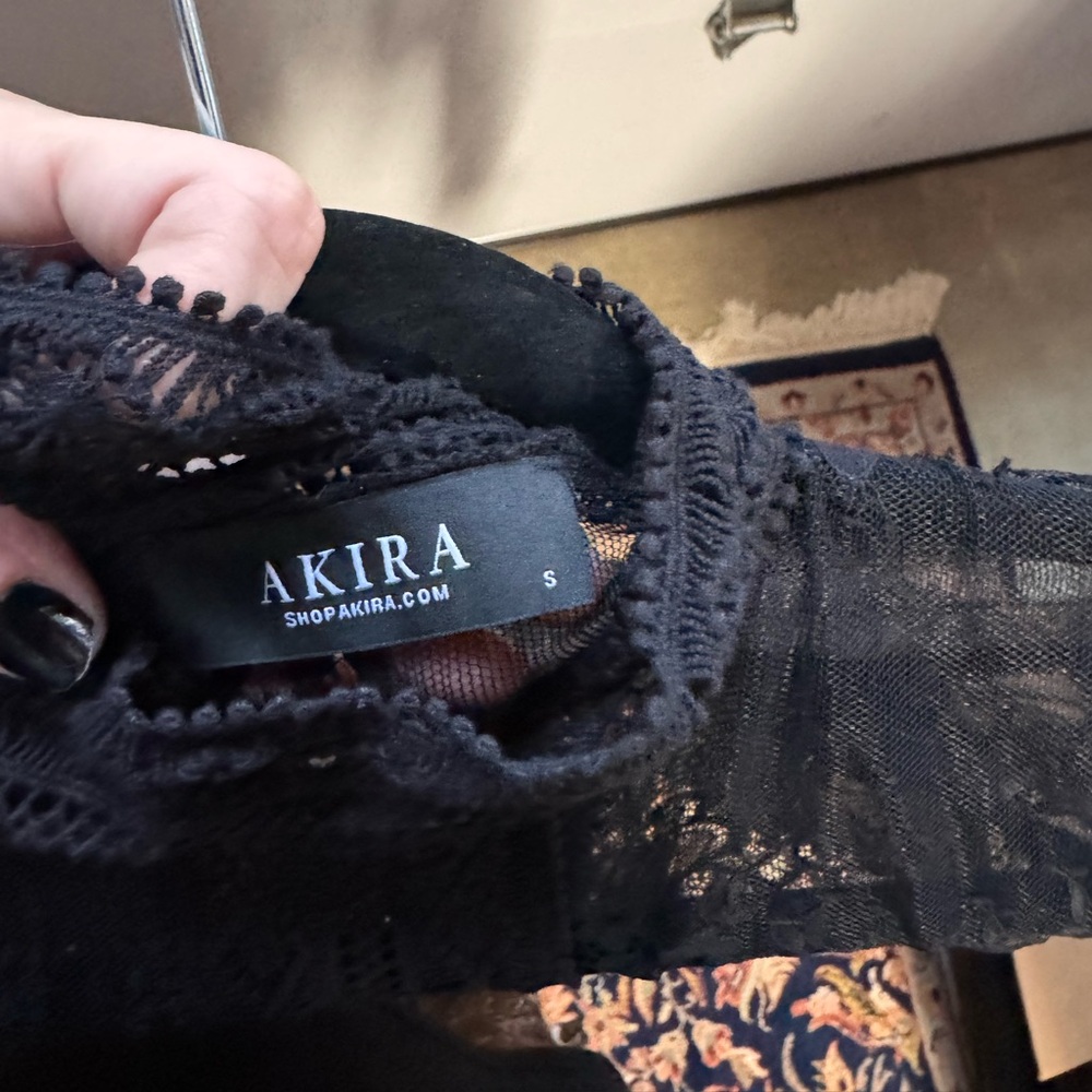 AKIRA Elegant Black Lace Set - Picture 8 of 9